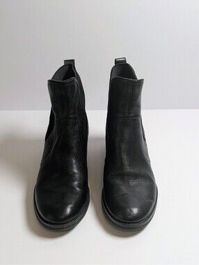 Cole Haan Grand 360 Black Ankle Boots Size 9B Chelsea Series Elastic Sides